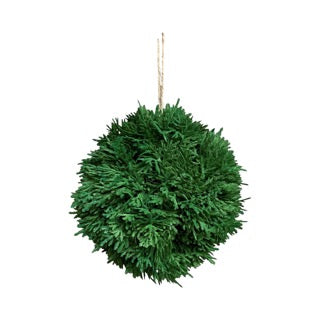 Fresh Touch Cedars Kissing Ball