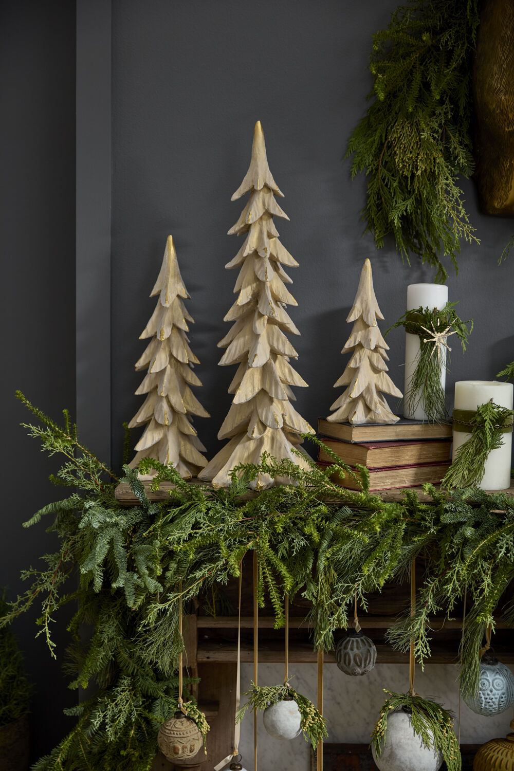 Snowstorm Plastic Tree