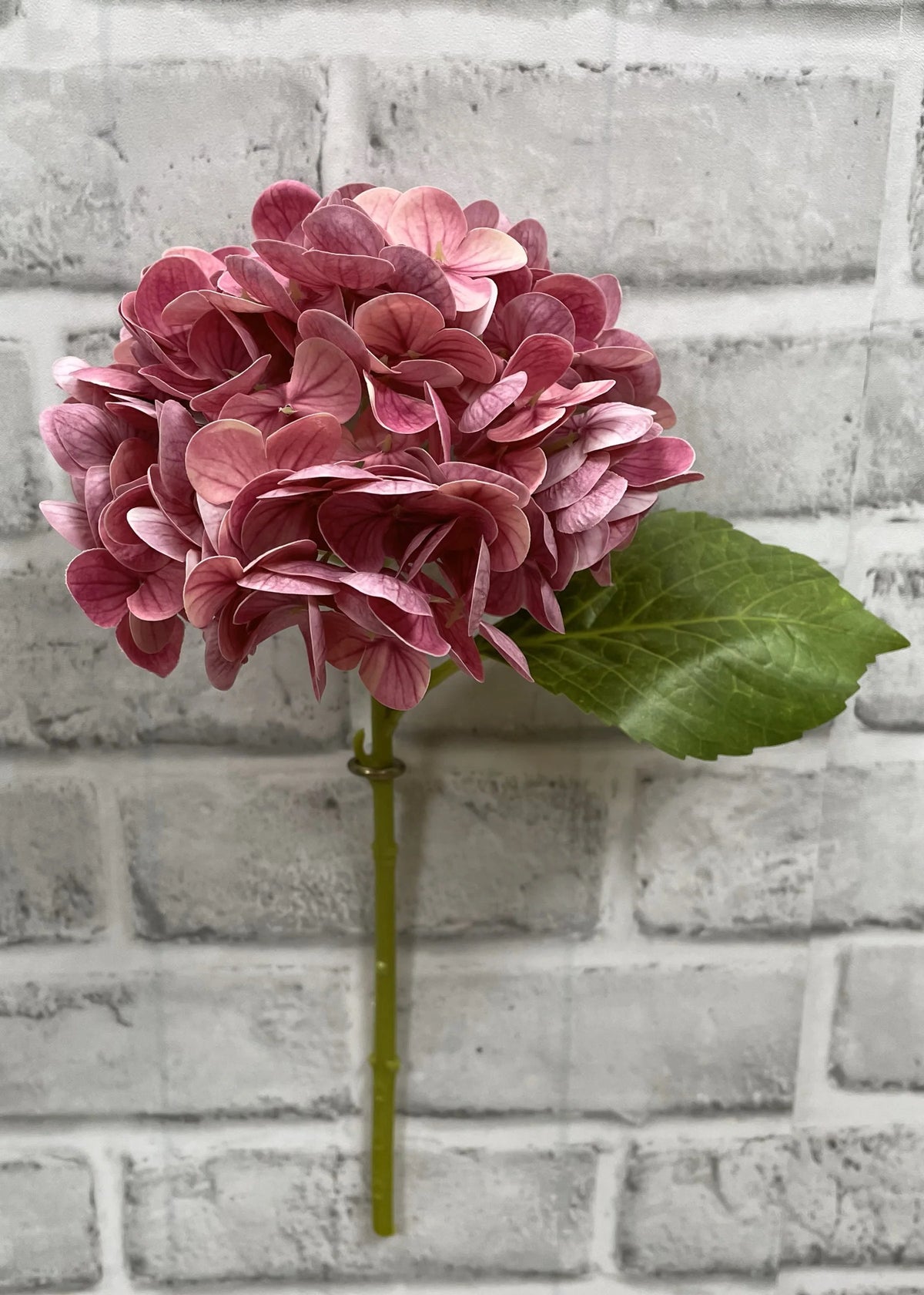 Real Touch Hydrangea Stem - 12"