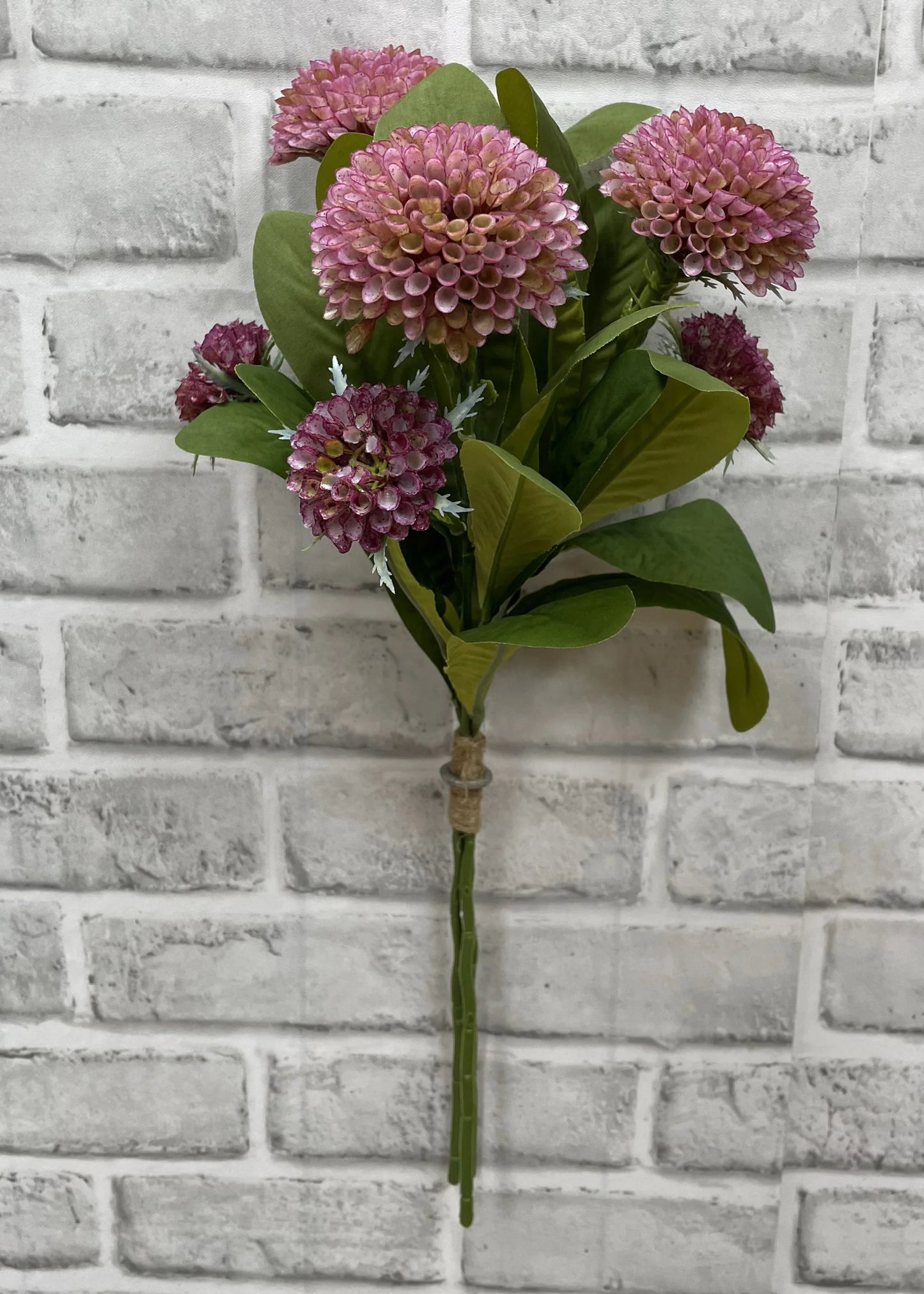 17.5" Mauve honey comb bundle of flowers