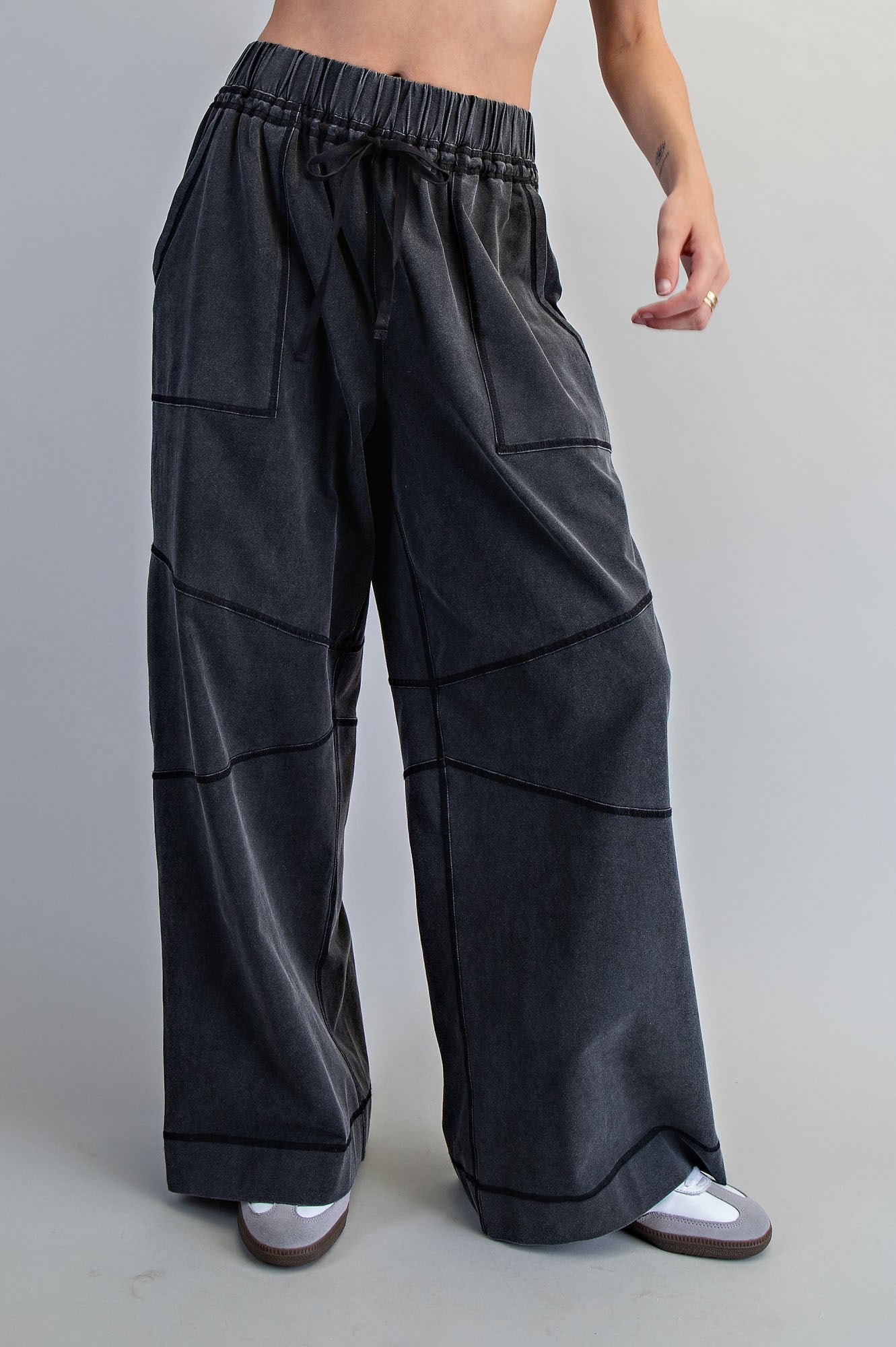 Exposed Seam Wide Leg Pants