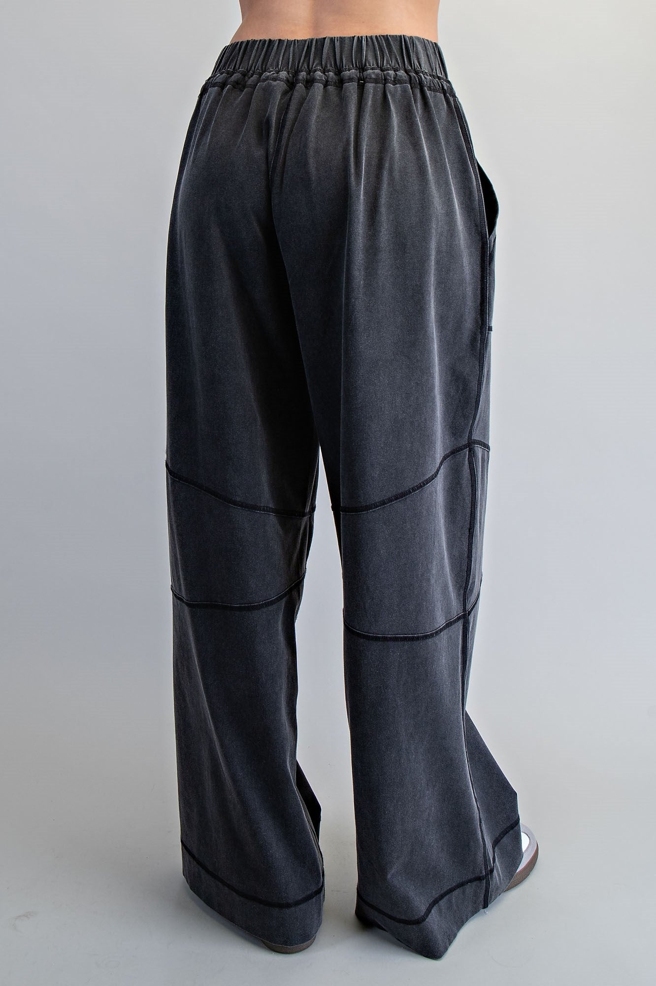 Exposed Seam Wide Leg Pants