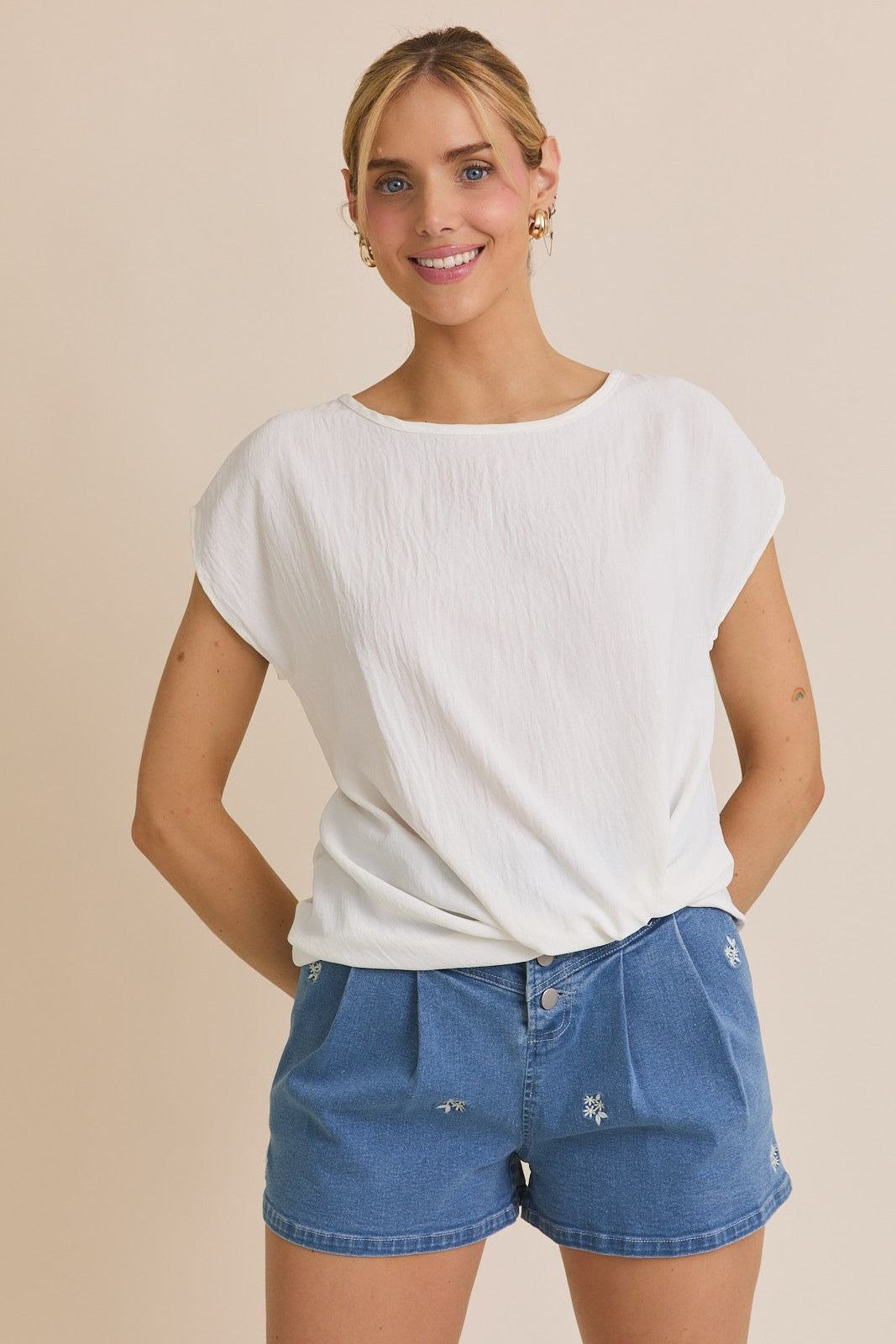 Short Sleeve Top With Twist Hem Detail