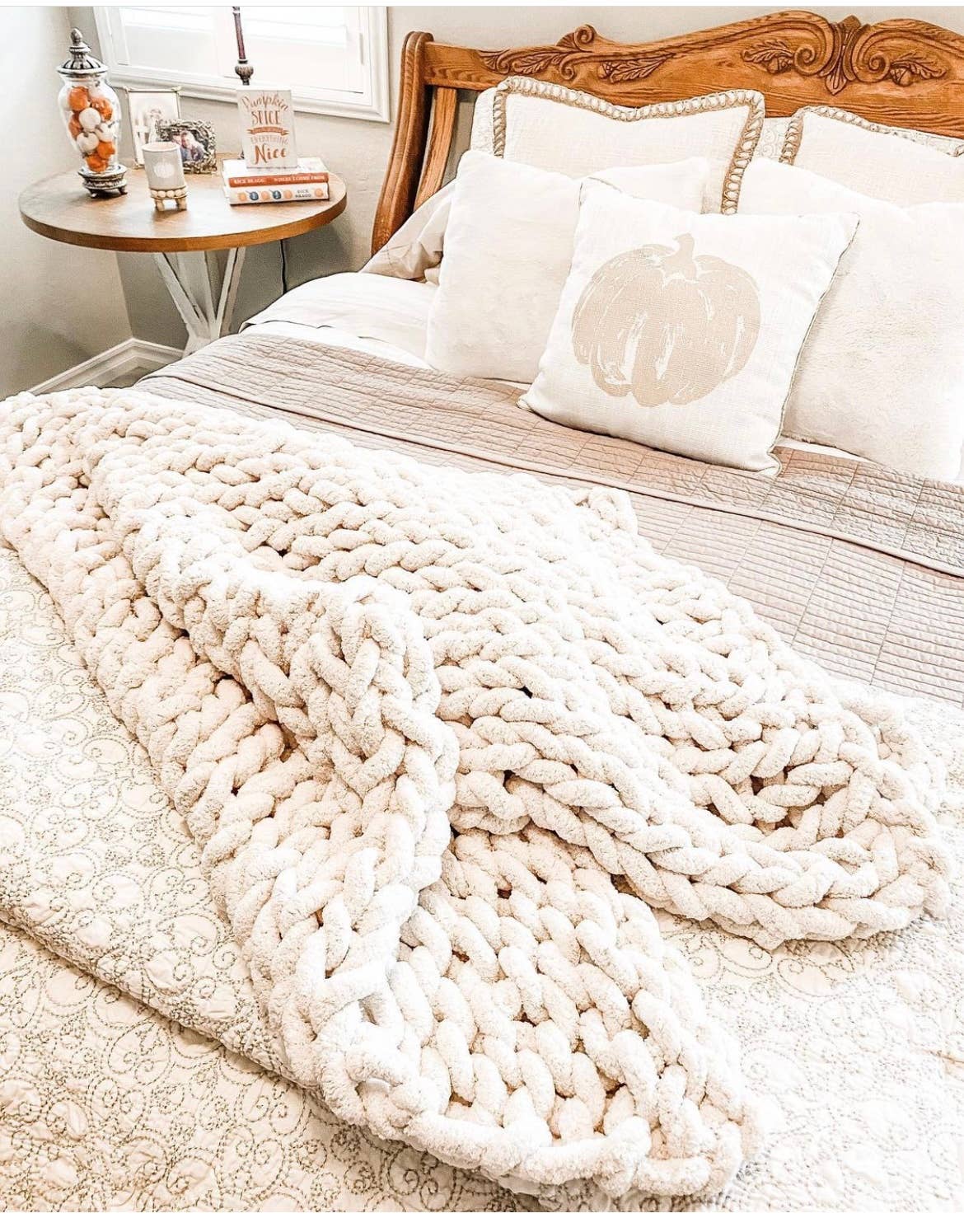 Chunky Knit- Chenille Ultra Soft 50" x 60"