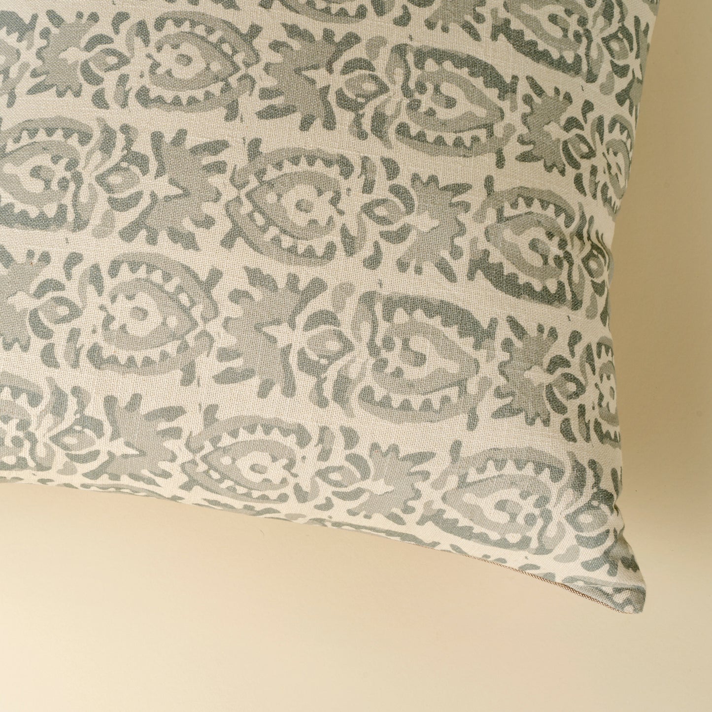 Laguna Pillow