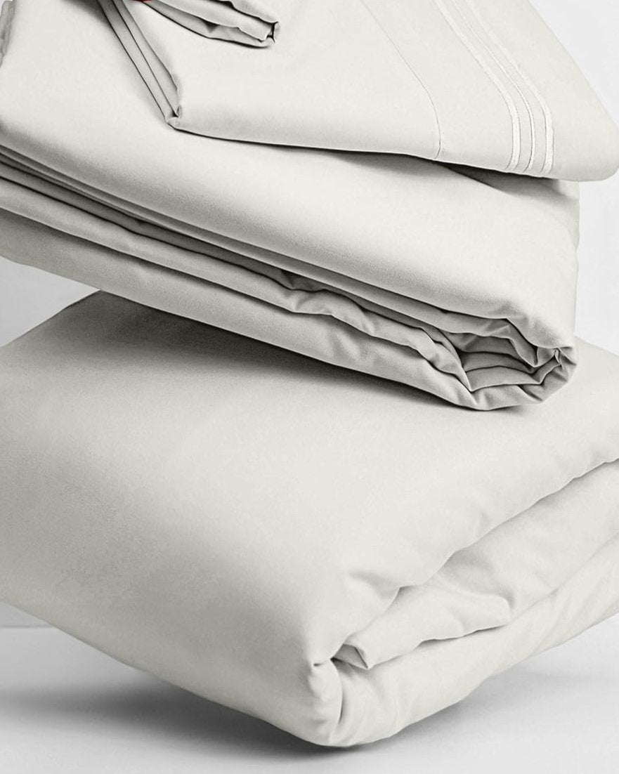 Luxurious 4-piece bedding sheet and pillowcase