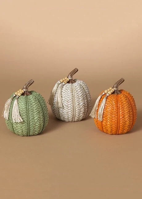 5.31-inch tall resin harvest pumpkin