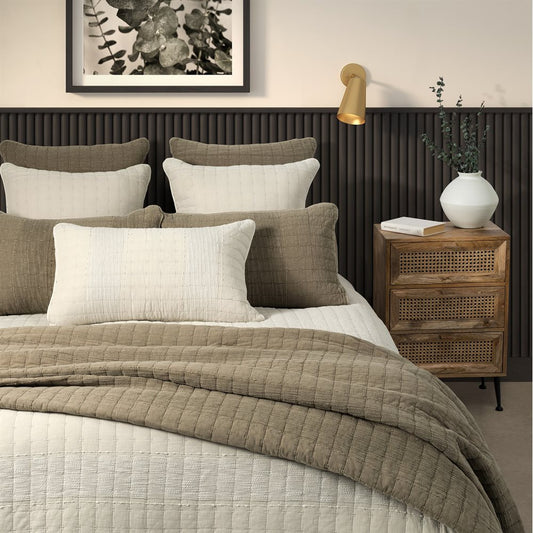 Luxurious Natural Coverlet. Moss