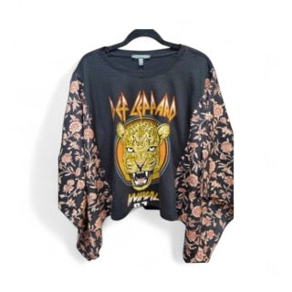 ROCK Banded Pullover Tee