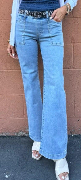 Bevy Flog - Christine Light Denim