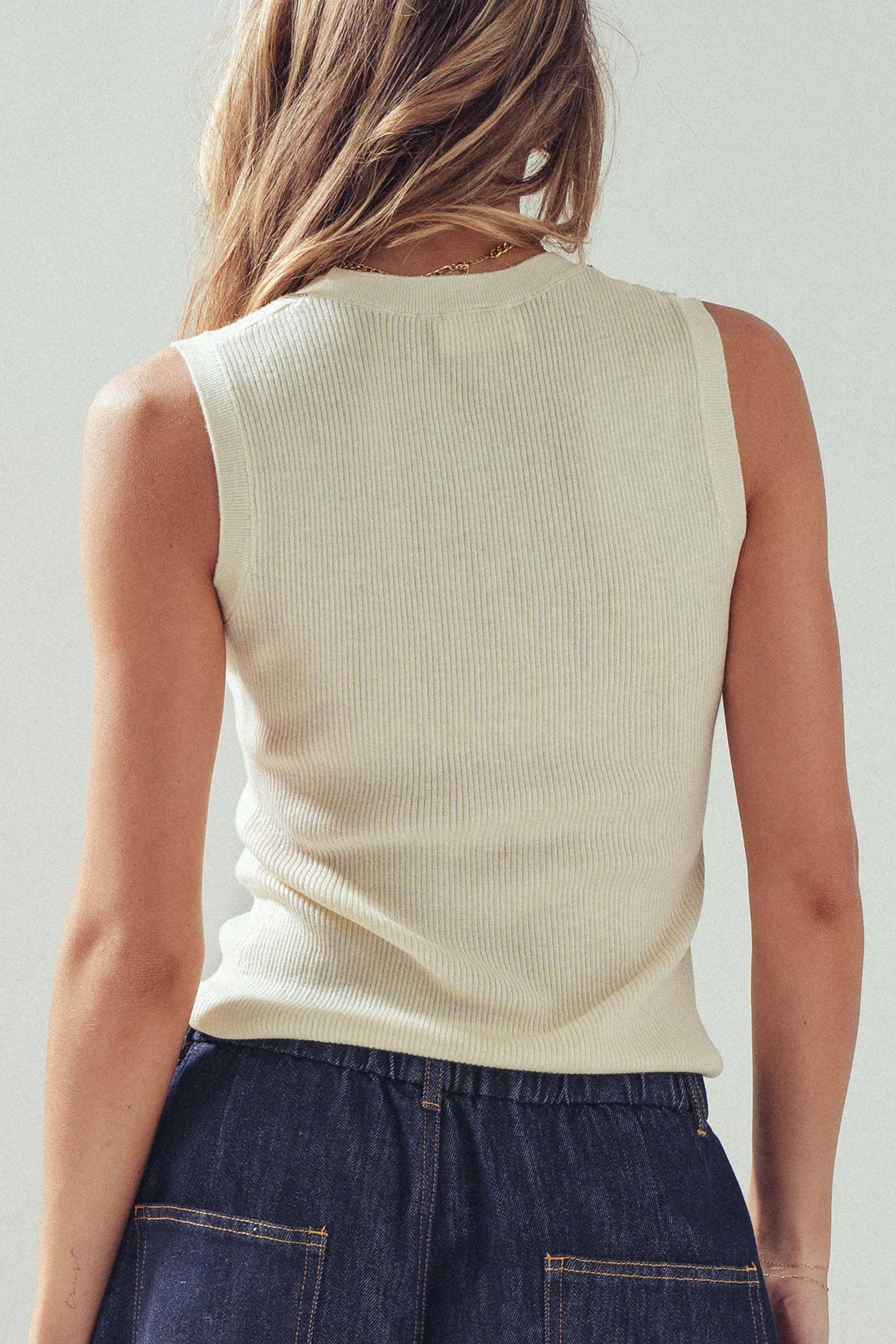 Ribbed Knit Contrast Trim Sweater Tank