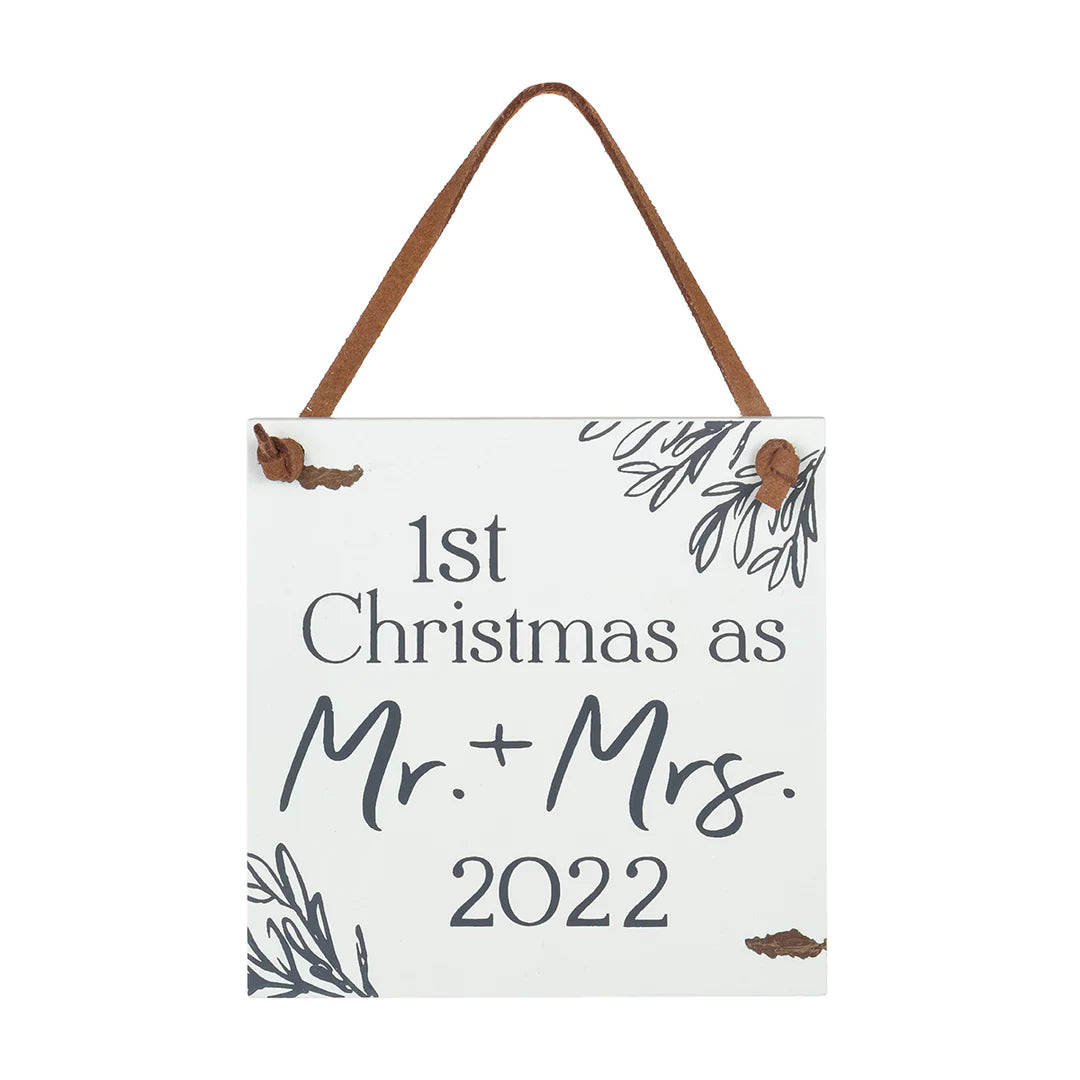 MR MRS hanging sign